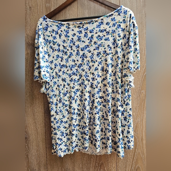 Lane Bryant Cream and Blue Floral Wrap Blouse - Picture 2 of 3